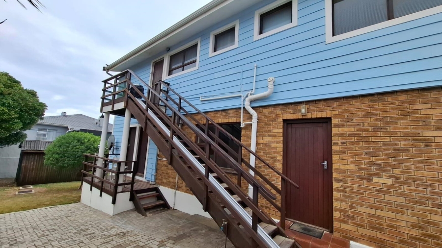 4 Bedroom Property for Sale in Witsand Western Cape